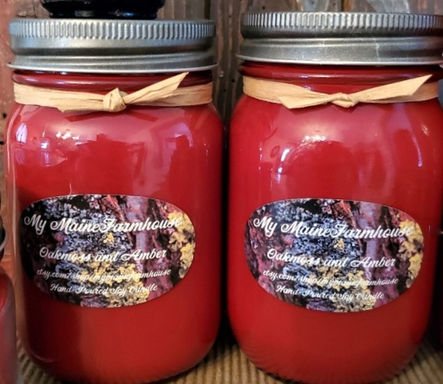 Oakmoss & Amber Soy Candle – Earthy Green Moss & Warm Amber Luxury Scent