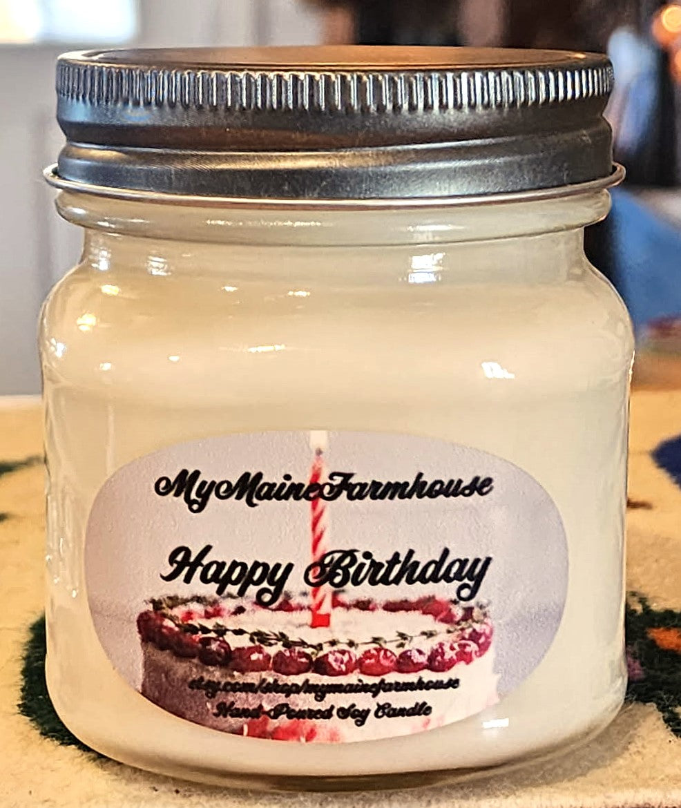 Happy Birthday Soy Candle – Sweet Vanilla Cake & Celebration Scent