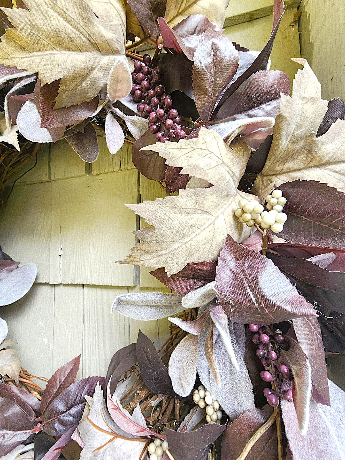 The Quiet Hedgerow | Moody Autumn Farmhouse Wreath