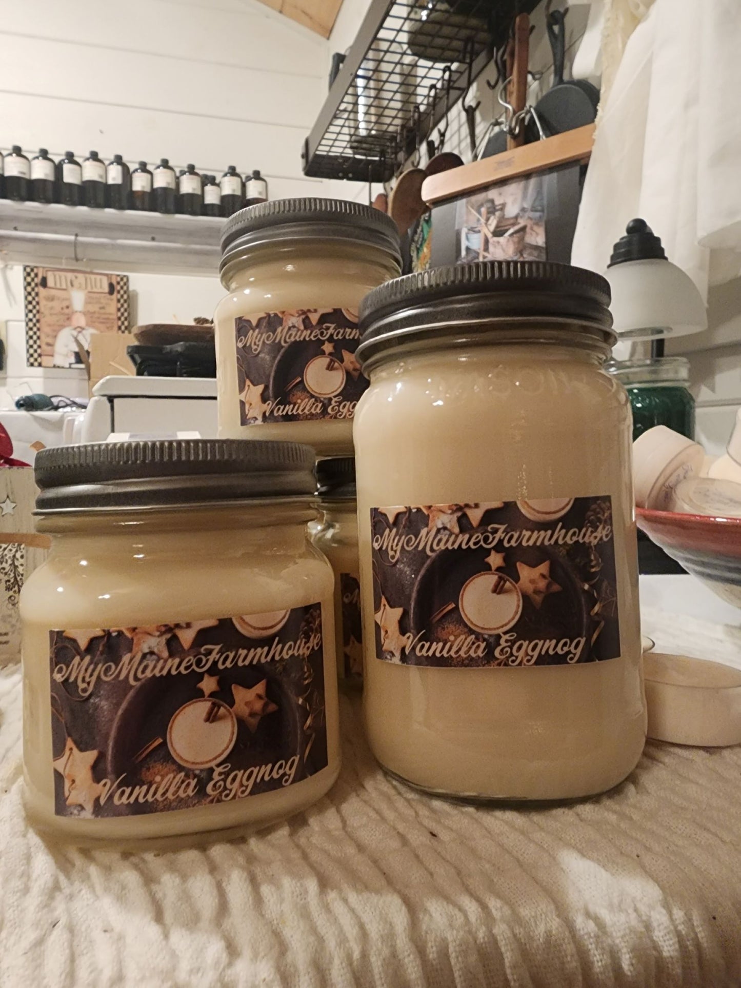 Vanilla Eggnog Soy Candle – Creamy Spiced Vanilla & Cozy Holiday Scent