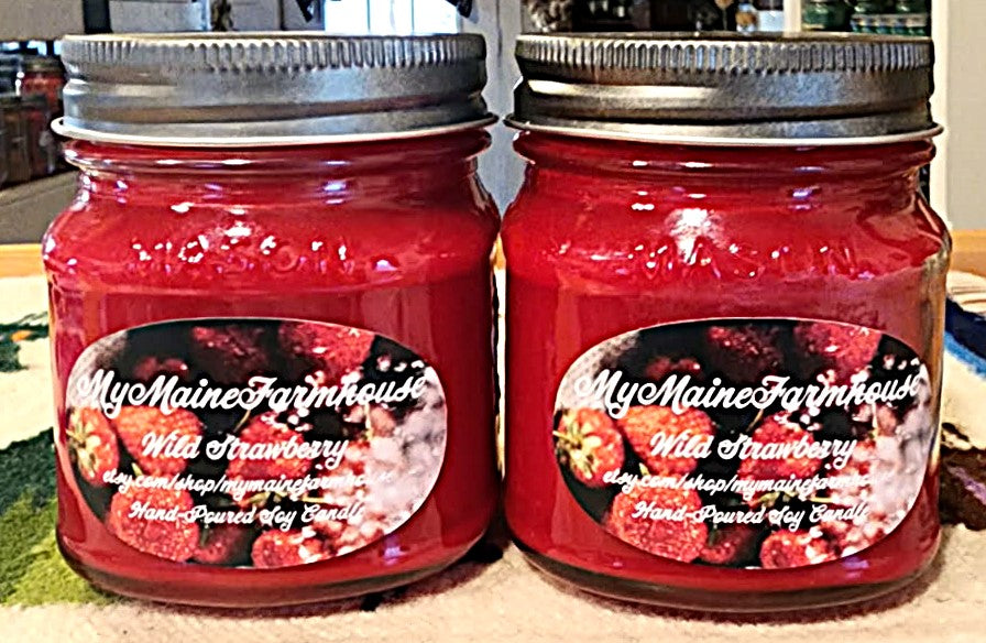 Wild Strawberry Soy Candle – Fresh Picked Strawberry & Light Sweet Scent
