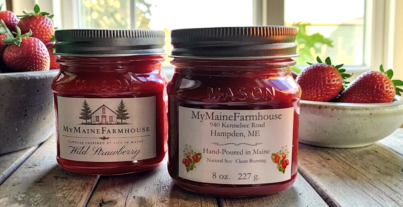 Wild Strawberry Soy Candle – Fresh Picked Strawberry & Light Sweet Scent